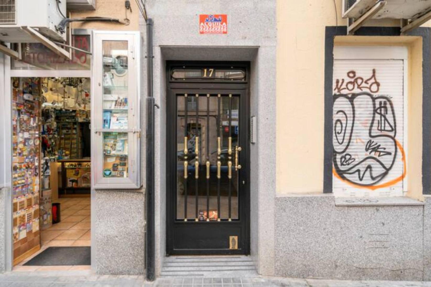 Bedroom Madrid City Center Экстерьер фото